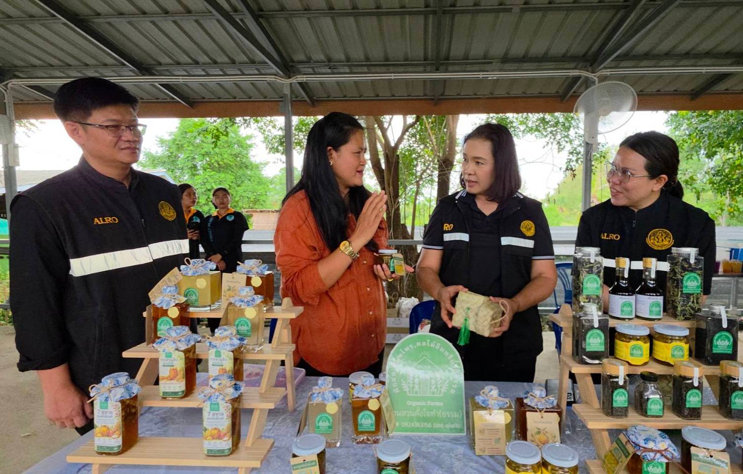 title - ผู้ตรวจราชการกรม ส.ป.ก. ร่วมติดตามรัฐมนตรีช่วยว่าการกระทรวงเกษตรและสหกรณ์ (นางสาวปิยะรัฐชย์ ติยะไพรัช) ลงพื้นที่ตรวจราชการจังหวัดสุโขทัย
